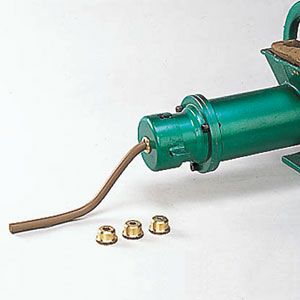 陶芸土練機・粘土練り機｜陶芸用品10％割引！【造ハウ.com】